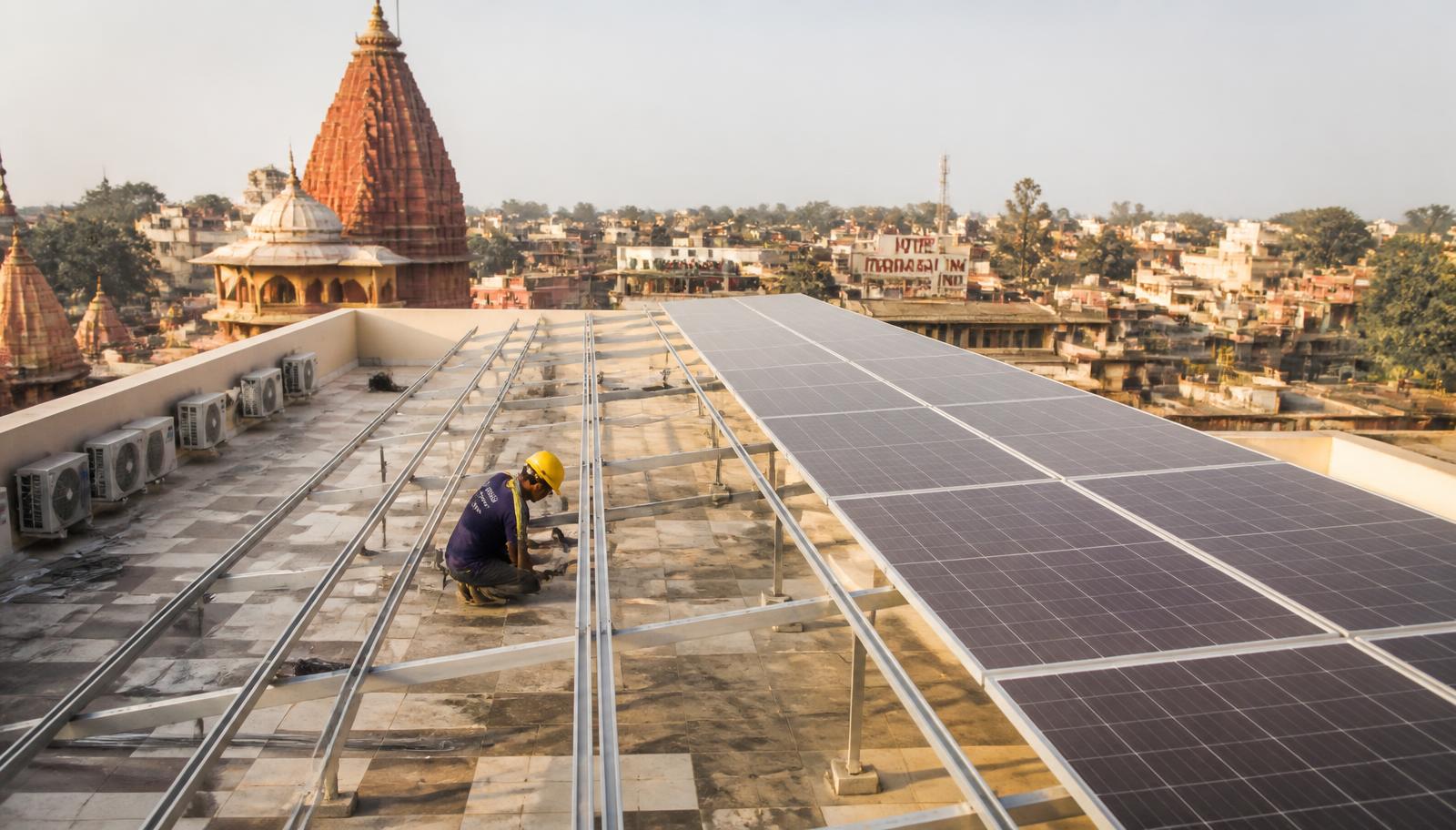 Best Solar Company in Ujjain for Commercial Solar (2026): Hotels, Nagjhiri Industrial Belt & Temple-Economy Rooftops